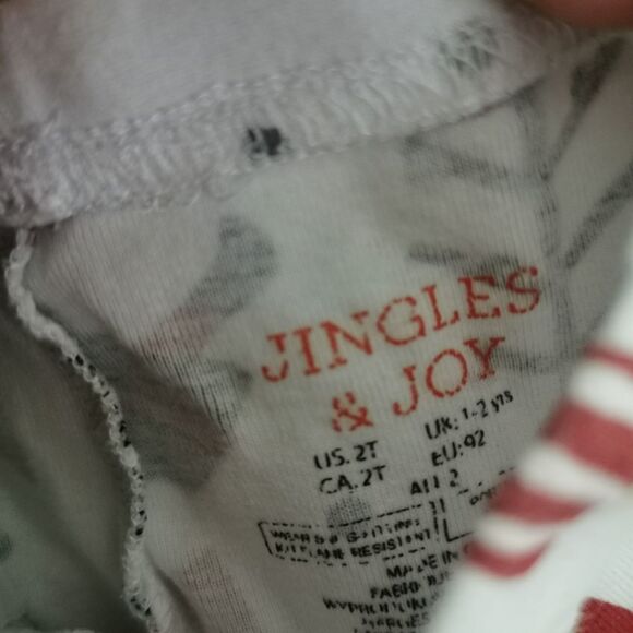 2/$15 Jingles & Joy cotton pajamas 2T - Picture 5 of 6